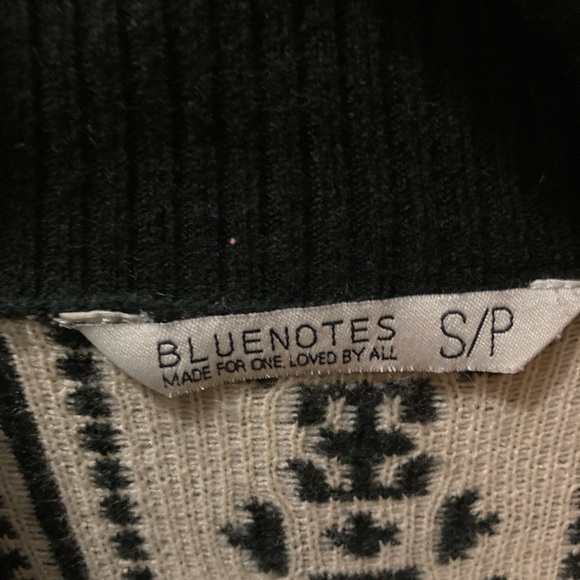 Classy sweater - Picture 3 of 3